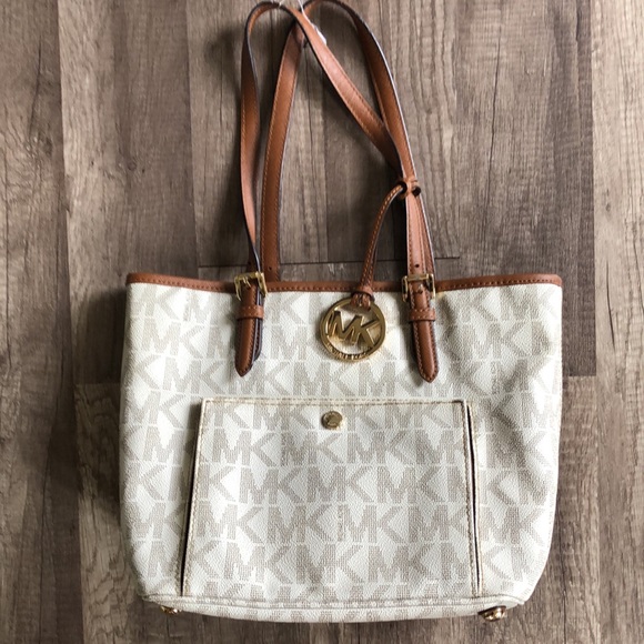 Michael Michael Kors Logo Print Shoulder Bag Creme and Brown - Picture 1 of 13